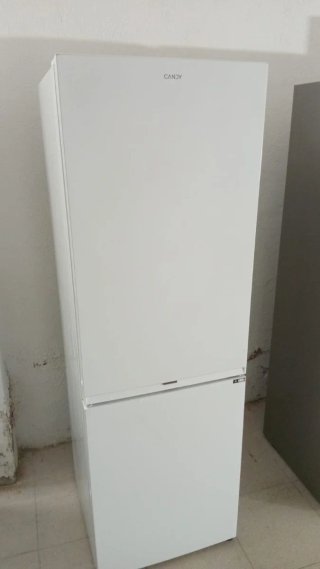 Nevera Candy blanca