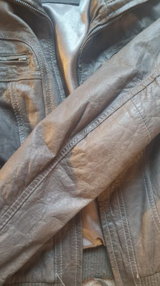 Chaqueta de piel gris