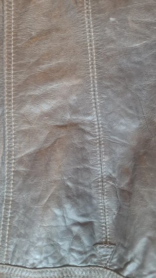Chaqueta de piel gris