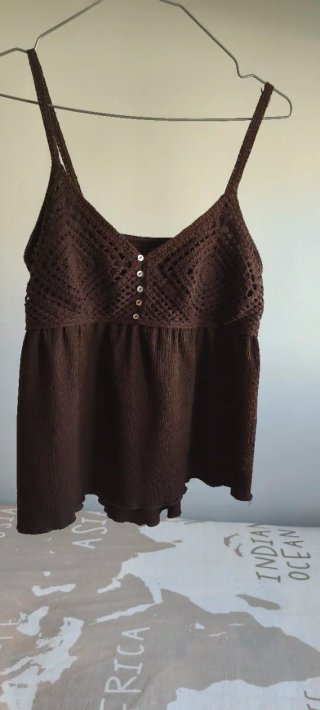 Top Marrón de Tirantes Stradivarius
