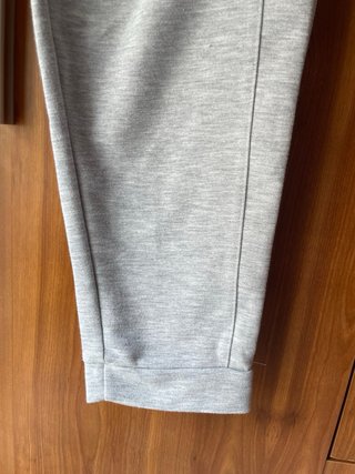 Pantalón chándal gris hombre