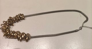 Collar Cadenas Doradas y Plateadas
