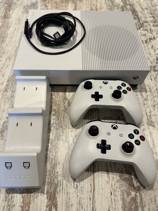 Xbox One S Blanca
