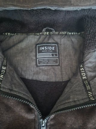 Chaqueta con capucha Inside