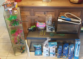 Lote de Acuario y Accesorios de Acuarofilia