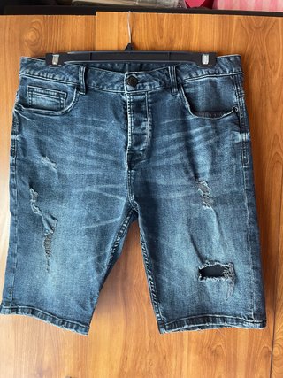 Pantalón vaquero roto azul