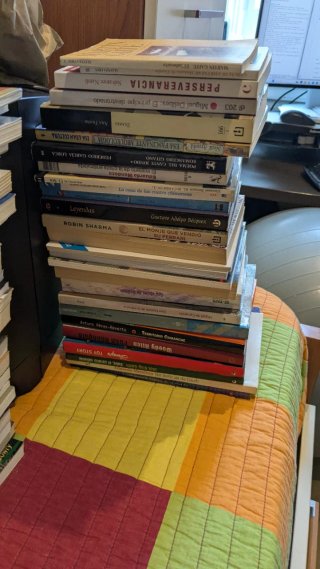 Libros en castellano. Precio dependiendo de libro