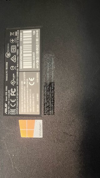 Portátil ASUS X556UJ - Para piezas o reparar