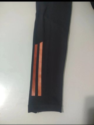 Pantalón Adidas
