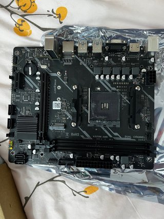 Placa Base A320M-AMD para piezas o reparar