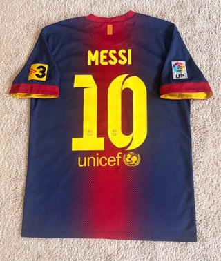 FCB 12/13 Talla M. MESSI ORIGINAL BALON BOTA ORO