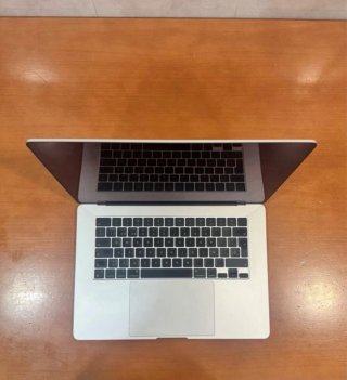 MacBook Air 15 M2 (2023) Plata