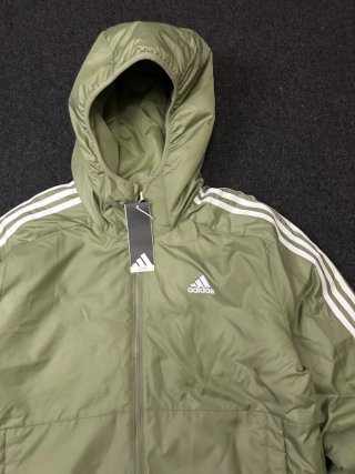 Chaqueta Adidas verde con capucha