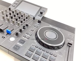 mesa mezclas denon sc live 4