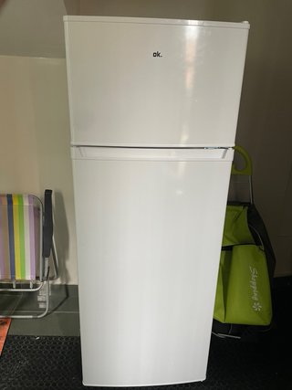 Nevera Blanca poco utilizada