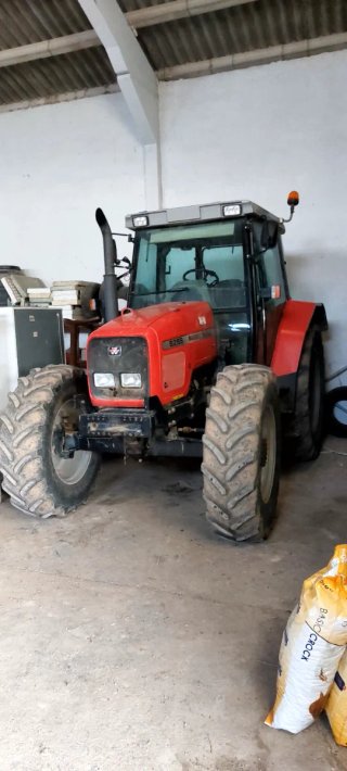 Tractor Massey Ferguson 6265 Pala El León