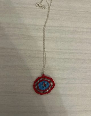 Collana Marvel con ciondolo