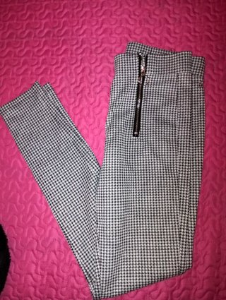 Pantalones de cuadros blanco y negro
