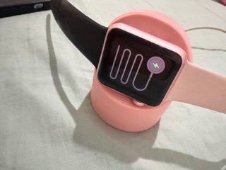 Apple Watch Negro y Rosa con Accesorios