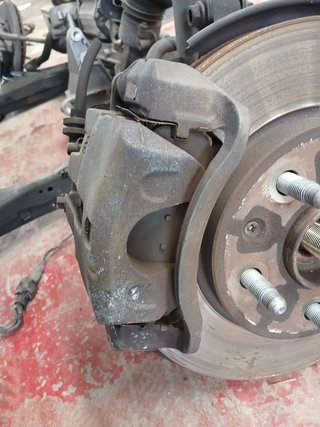 PINZA DE FRENO DELANTERA IZQUIERDA Opel Insignia Berlina (2008->)