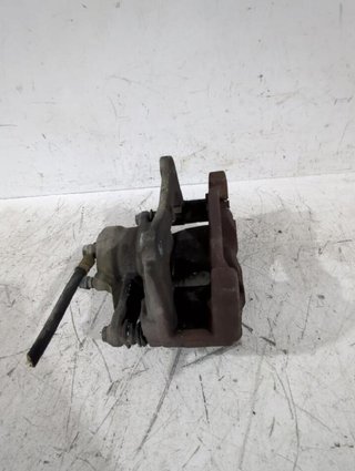 4775005060 pinza freno toyota avensis sedan 173477