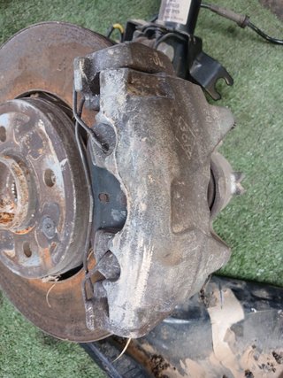PINZA DE FRENO DELANTERA IZQUIERDA Dacia Lodgy (04.2012->)