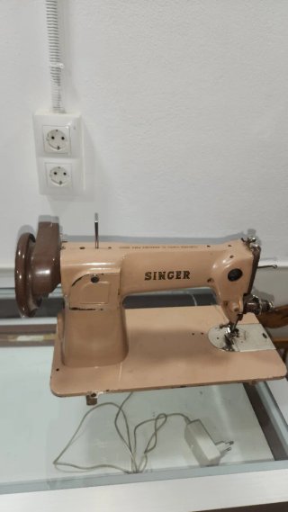 Máquina de coser Singer