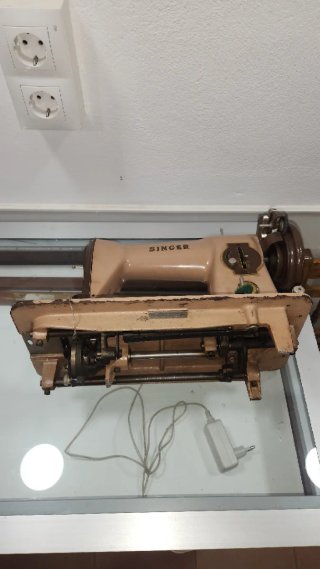 Máquina de coser Singer
