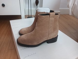 Botines Geox Beige nuevos , con Etiqueta