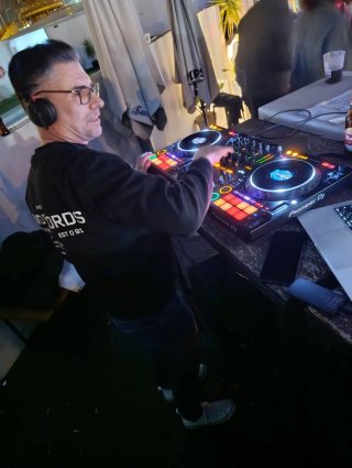 Controladora DJ Pioneer DDJ-1000