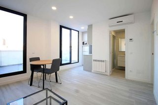 Piso en alquiler en Moscardó en Madrid