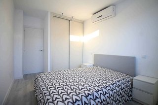 Piso en alquiler en Moscardó en Madrid
