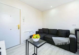 Piso en alquiler en Castillejos en Madrid