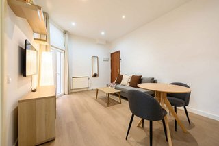Piso en alquiler en Castillejos en Madrid