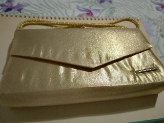 Bolso de fiesta dorado