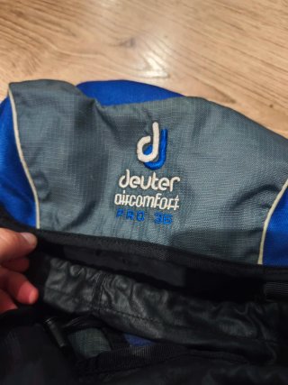 Mochila Deuter Futura pro Aircomfort 36