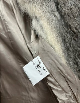 Abrigo Amaya Arzuaga Pelo Talla 40  Gris