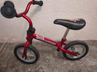 Bicicleta sin pedales Chicco Red Bullet