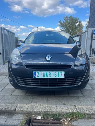 Renault Scenic 2011
