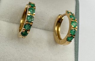 Pendientes de oro 18 kt con esmeraldas