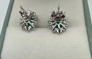 Pendientes de oro 18 kt, esmeraldas y diamantes
