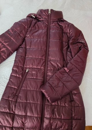 Abrigo acolchado Calvin Klein morado mujer
