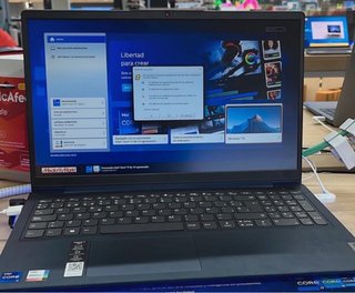 Ordenador Portátil Lenovo