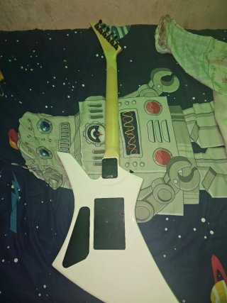 Guitarra Elétrica Jackson Kelly 24 Snow White