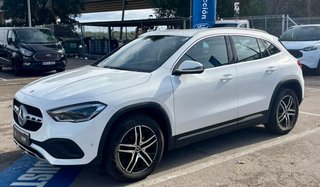 Mercedes-Benz GLA 200 D 4MATIC