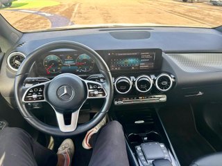 Mercedes-Benz GLA 200 D 4MATIC