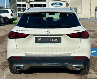 Mercedes-Benz GLA 200 D 4MATIC