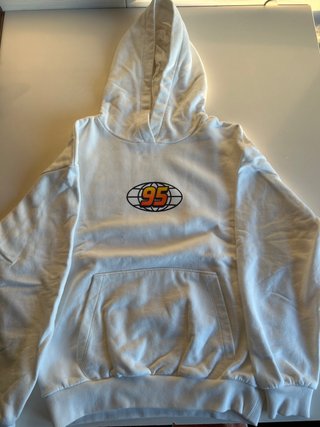 Sudadera Cars Bershka Blanca