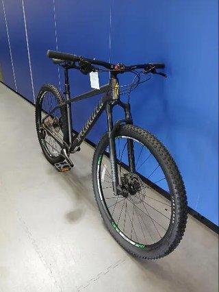 MTB Rockhopper 29" (Shimano Deore 1x11V)
