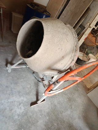 Hormigonera 130 Litros
